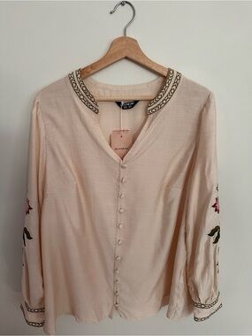 Bloomchic Embroidered Tunic